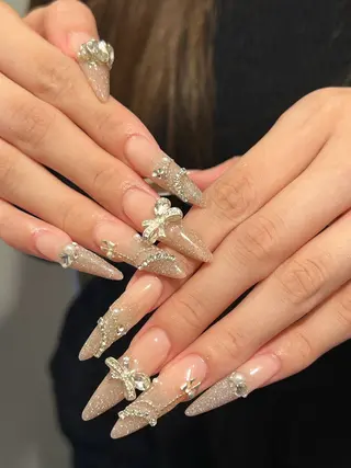 ネイル Luna Gladeのネイルデザイン