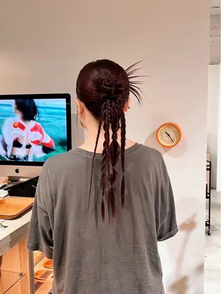 ロング カラー ヘアアレンジ  ︎︎ ことのヘアスタイル