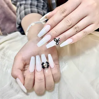ネイル 🎀kira 長さだし💗モチ最高のネイルデザイン