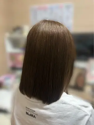 ミディアム カラー 西浦 智也のヘアスタイル