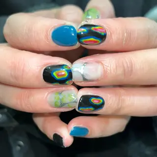 ネイル 🪐富島彩夏 /海外nail🪐のネイルデザイン