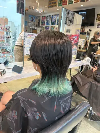 ミディアム カラー 推しカラー/ ミクのヘアスタイル