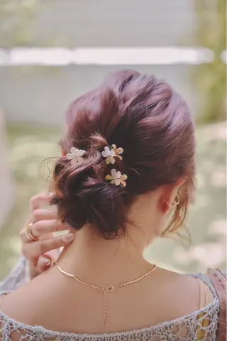 セミロング ヘアアレンジ 丸岡 桜のヘアスタイル