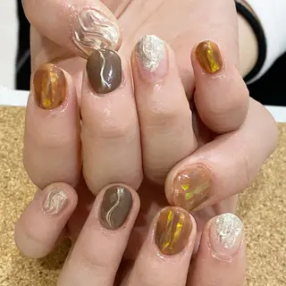 ネイル 板垣 綾乃のネイルデザイン