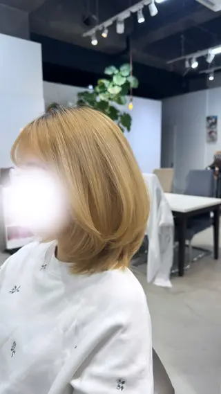 ミディアム Shiho 🦋 /透明感カラーのヘアスタイル
