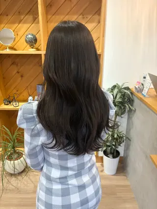 ロング カラー 明石 歩樹のヘアスタイル