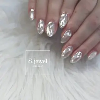 ネイル S. JEWELのネイルデザイン