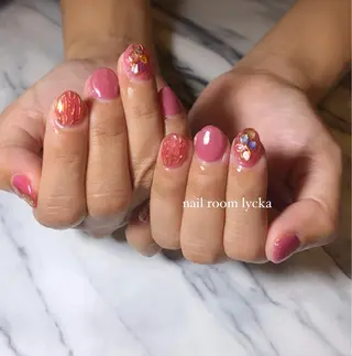 ネイル ネイルルームリッカ 𝐦𝐚𝐲𝐮のネイルデザイン
