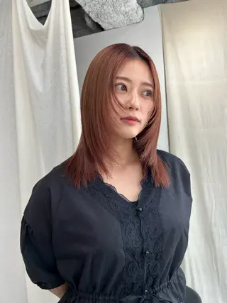 ミディアム AKO .のヘアスタイル