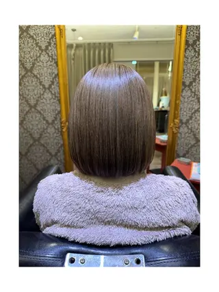 ミディアム カラー 小楠 菜美のヘアスタイル