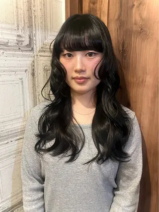 ロング カラー loty _nanamiのヘアスタイル