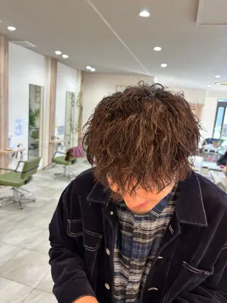 パーマ OluOlu (オルオル)布川恭大のヘアスタイル