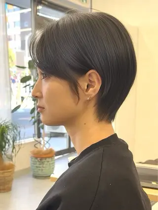 ショート 溝口 開世のヘアスタイル
