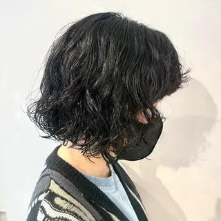 ショート パーマ デザインカラー/パー マ🦖外岡咲希🦖のヘアスタイル