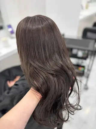 ロング 赤髪/ワインレッド/ 韓国系 まなかのヘアスタイル