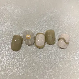 ネイル emiu petiteのネイルデザイン