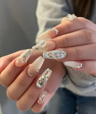 ネイル NiJi Nailsのネイルデザイン