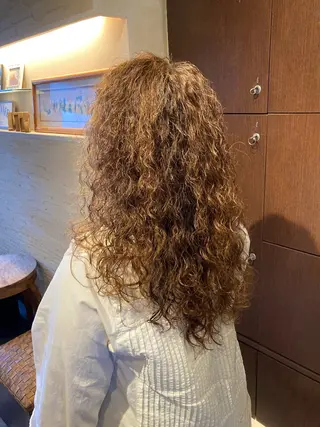 ロング パーマ 🌙パーマ 照井🌙のヘアスタイル