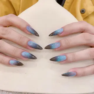 ネイル akina nailsのネイルデザイン