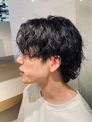 セミロング パーマ 楠見 綾太郎のヘアスタイル