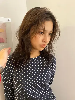 ミディアム shuri/暖色カラ ー暗髪カラー/矢場町のヘアスタイル
