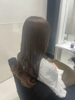 ロング カラー yuzuna ハイトーン 天神のヘアスタイル