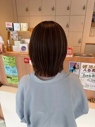 ショート 岡 愛梨のヘアスタイル