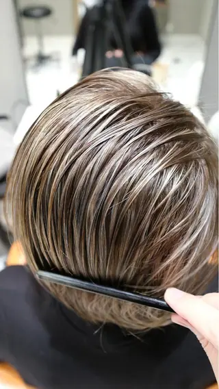 カラー 【銀座|店長】 イノケンのヘアスタイル