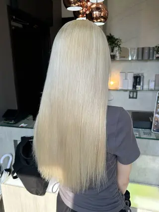 ロング カラー 天神暖色カラー レイヤー・髪質改善のヘアスタイル