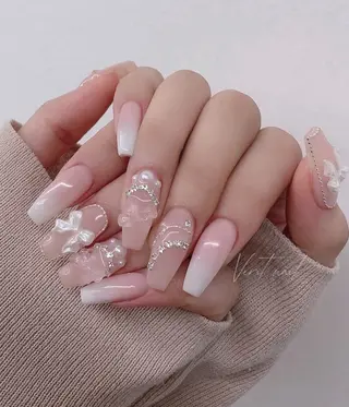 ネイル akina nailsのネイルデザイン