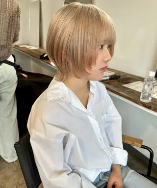 ミディアム カラー ✨艶ブリーチカラー ✨四ノ宮裕己のヘアスタイル