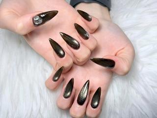 ネイル AURA NAIL 上前津のネイルデザイン