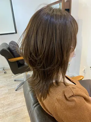 セミロング 須田 ゆかりのヘアスタイル