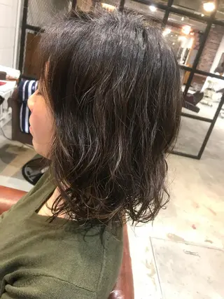 ミディアム パーマ 竹嶌 健吾のヘアスタイル
