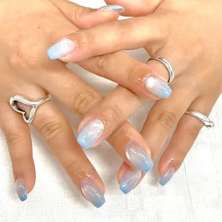 ネイル MAXKELLY正池 白フレンチ募集🕊️のネイルデザイン