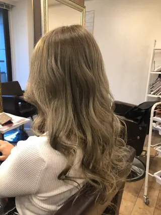 ミディアム カラー 美髪・艶髪特化美容師 RYOJIのヘアスタイル