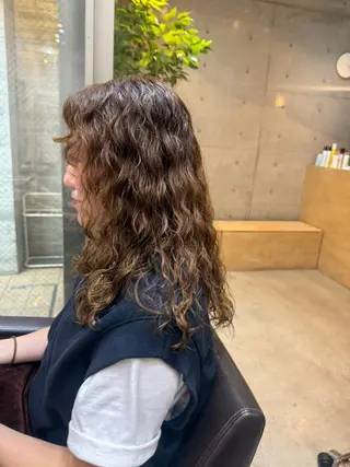 ミディアム 🌈朝5分で簡単 おしゃれパーマ🌈のヘアスタイル