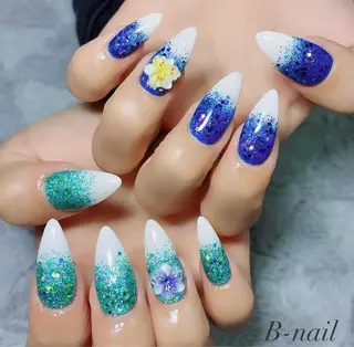ネイル B- nailのネイルデザイン