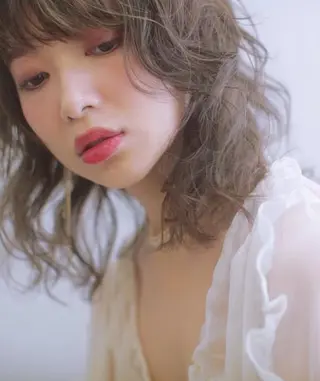 ミディアム カラー パーマ 似合わせ提案 セミナー講師美容師のヘアスタイル