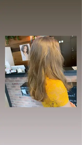 セミロング カラー 月200人を担当 💇‍♀️栗林のヘアスタイル