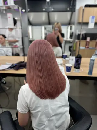 ミディアム カラー ヘアアレンジ 🤍淡色ピンク&ラベ ンダーYUKI🤍のヘアスタイル
