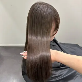 ロング 盛れる透明感カラー momokaのヘアスタイル