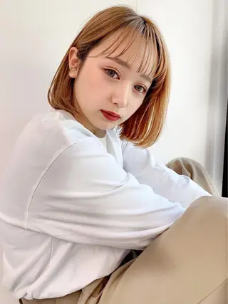 ミディアム カラー ヘアアレンジ 🪞official THREE 横浜🎀のヘアスタイル