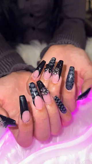 ネイル Ru _Baddiesのネイルデザイン