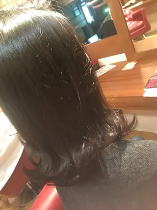 ミディアム 銀座フリーランススタ イリストMIYUKIのヘアスタイル