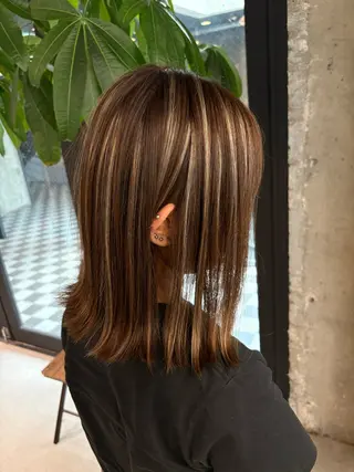 セミロング カラー ♡ハイライトカラー shinri♡のヘアスタイル