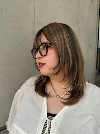 セミロング カラー 🩶 AIRA / 透明感カラー 🩶のヘアスタイル