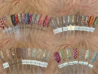 ネイル Dazzle綾瀬駅 ♡ココロのマツエク・マツパデザイン