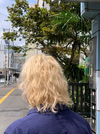 ミディアム 佐藤 俊夫のヘアスタイル
