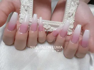ネイル ネイルサロン ルミア Lumia 店長施術のネイルデザイン